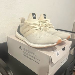Ultraboost 1.0 cream
